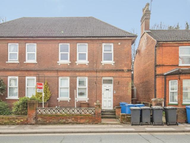 House for sale in Key Street, Suffolk