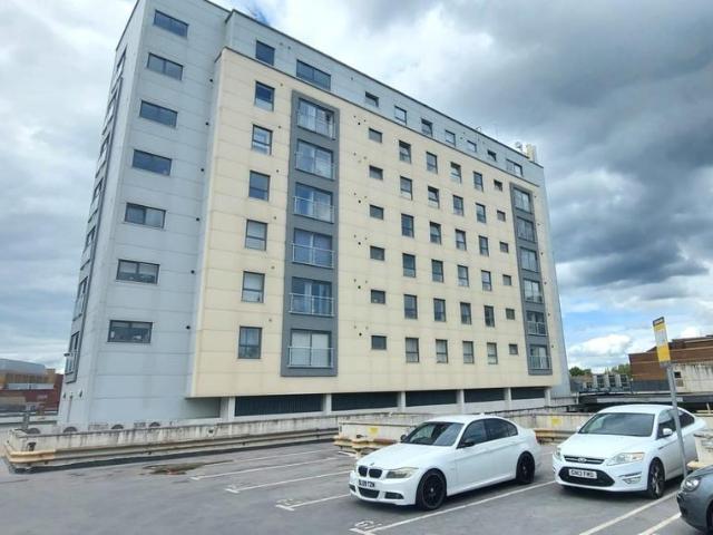 Flat for sale in Eastgate, Peterborough