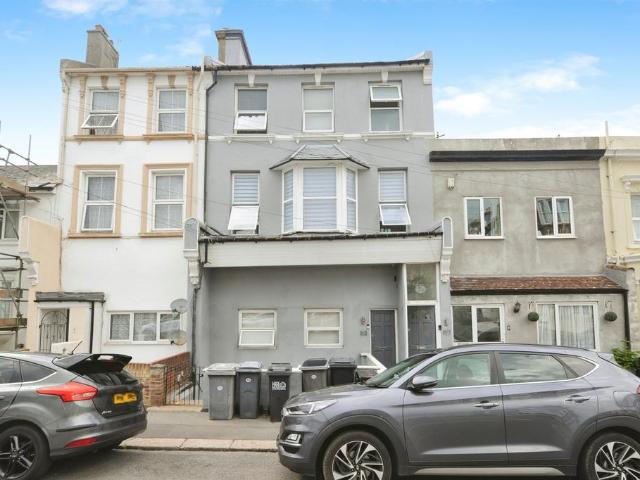 Flat for sale in West Hill, Guestling Green