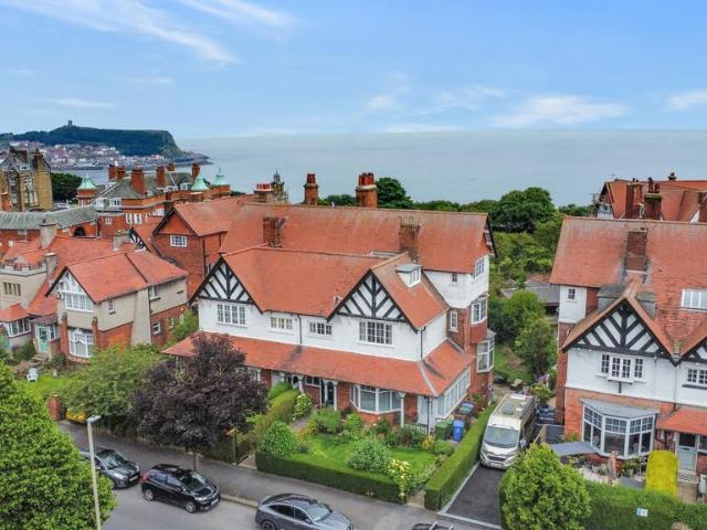 Flat for sale in South Cliff, Kepwick