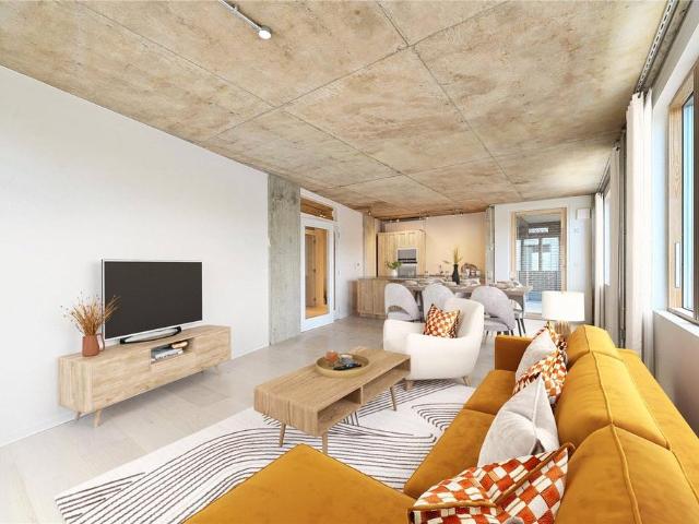 Flat for sale in South Hackney, Greater London