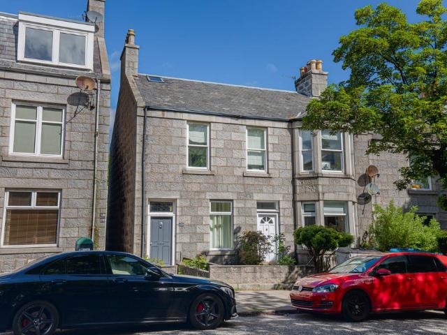 Flat for sale in Ashley, Ballindoch