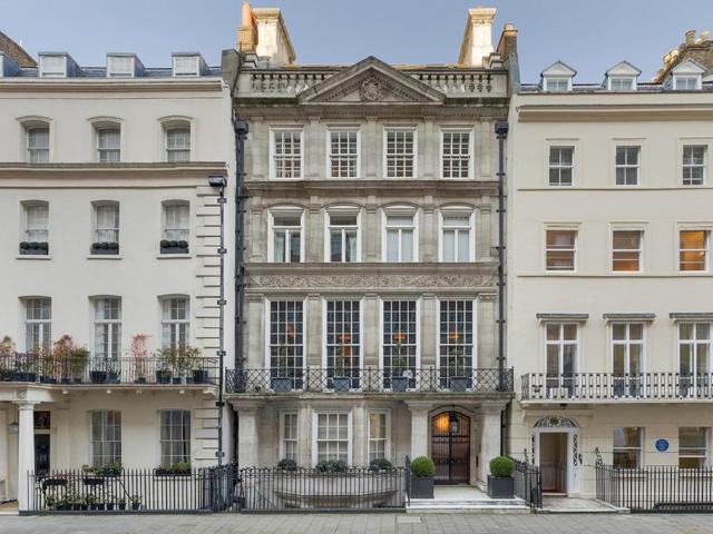 Flat for sale in Mayfair, Isle Of Man