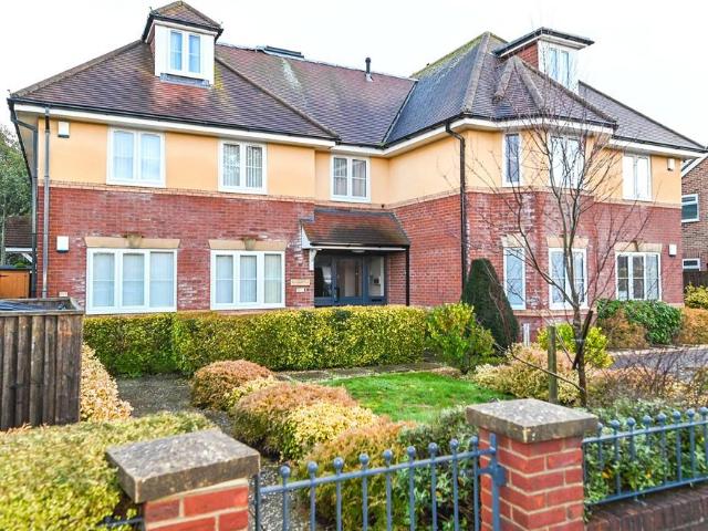 Flat for sale in Old Milton, Ashurst Bridge