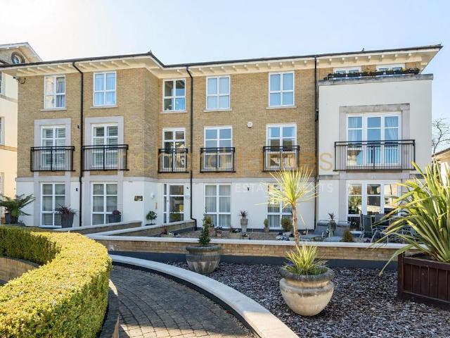 Flat for sale in Mill Hill, Isle Of Man