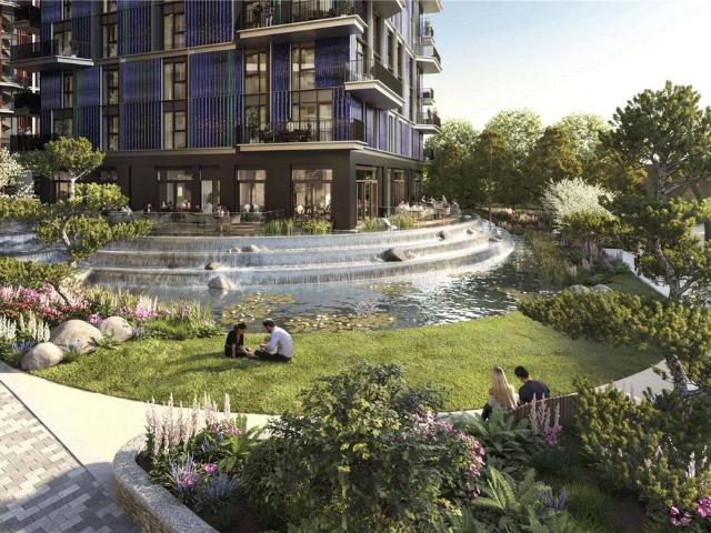 Flat for sale in Shepherd's Bush, Greater London