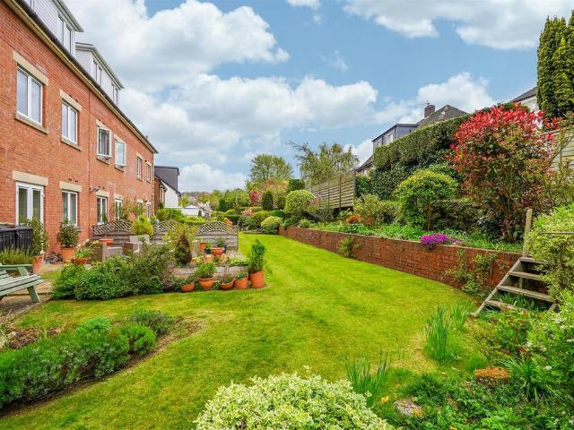 Flat for sale in Crosspool, Isle Of Man