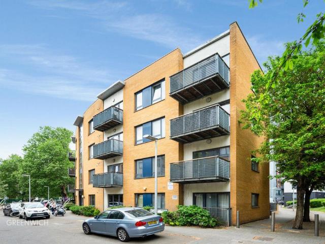 Flat for sale in Greenwich Town Centre, Isle Of Man