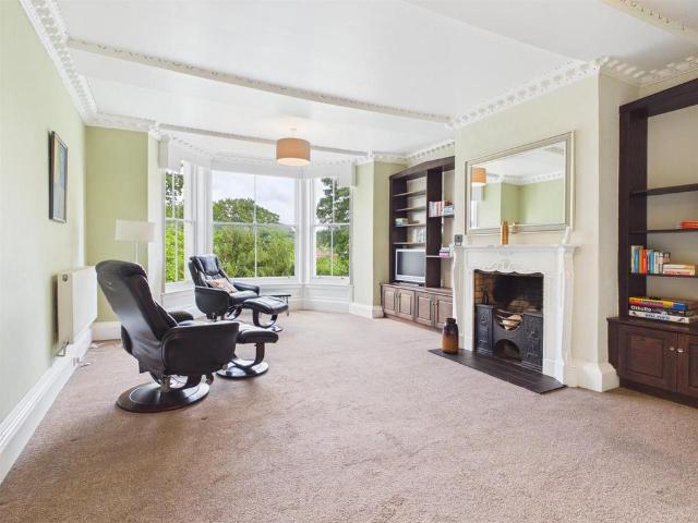 Flat for sale in Rushock, Worcestershire