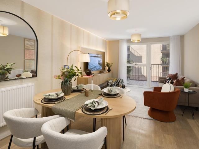Flat for sale in London Borough of Lewisham, Bell Green