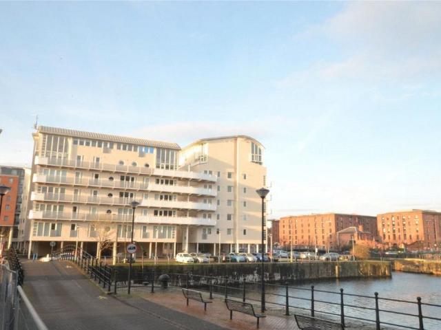 Flat for sale in Baltic Triangle, Liverpool