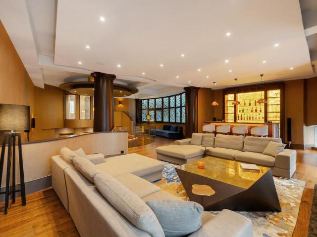 Flat for sale in Bermondsey, Greater London