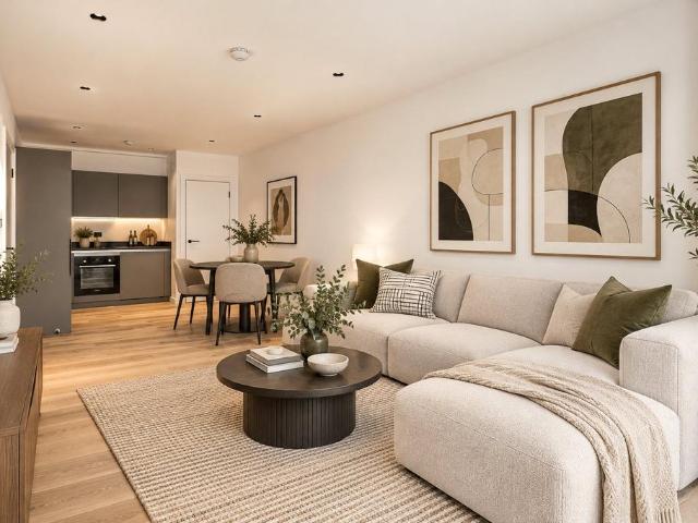 Flat for sale in De Beauvoir Town, Greater London