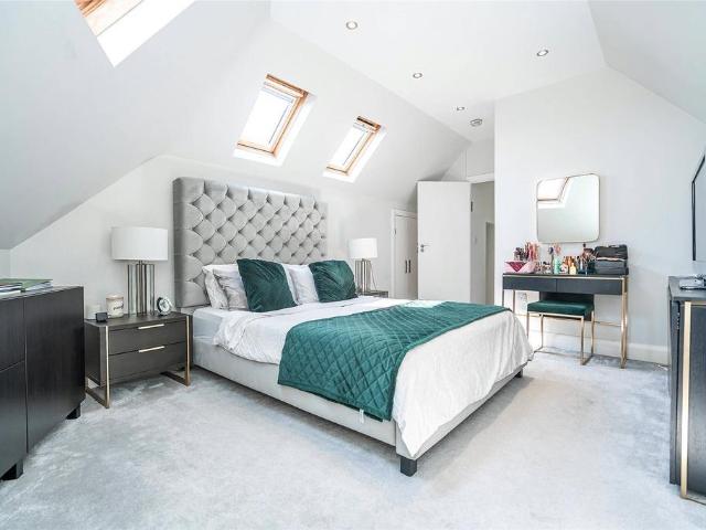 Flat for sale in Temple Fortune, Isle Of Man