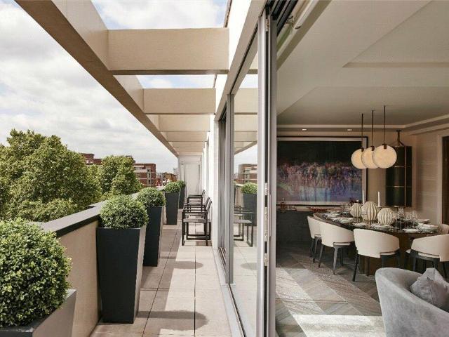 Flat for sale in Marylebone, Greater London
