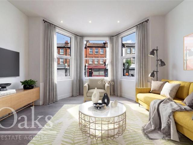 Flat for sale in London Borough of Croydon, Greater London