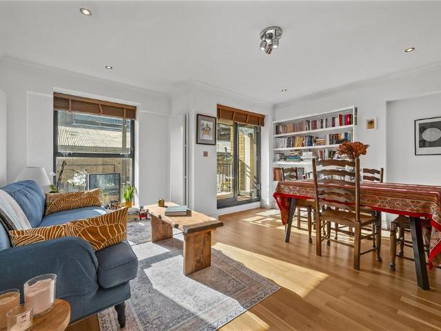 Flat for sale in Spitalfields, Whitechapel