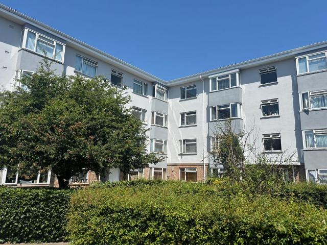 Flat for sale in St Helier, Greater London