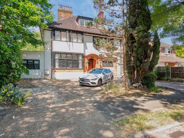 Flat for sale in London Borough of Harrow, Greater London