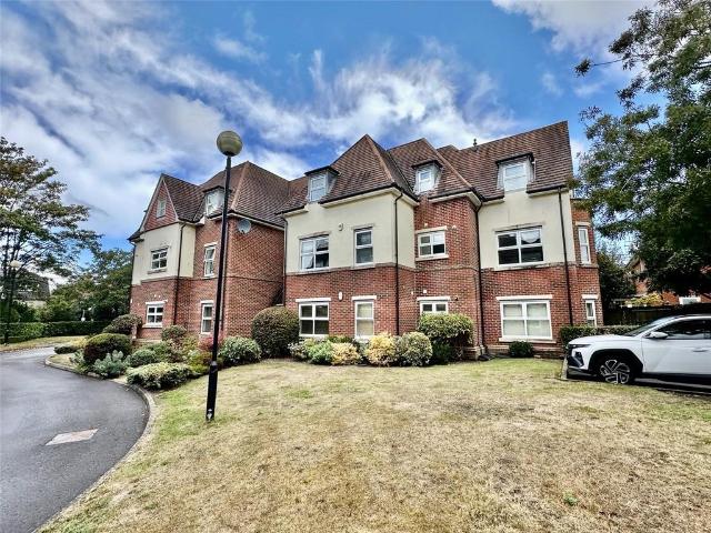 Flat for sale in Branksome Park, Poole