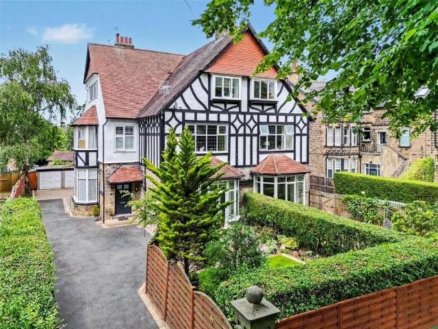 Flat for sale in Oatlands, Harrogate