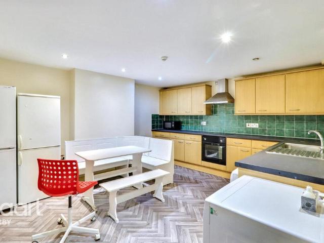 Flat for sale in Littleover, Derby