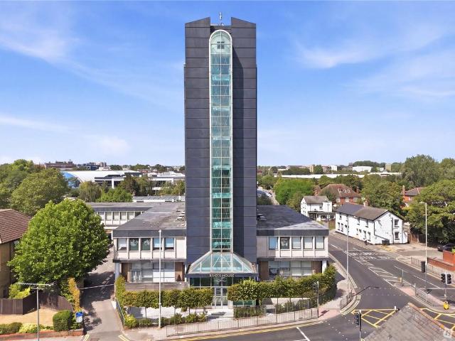 Flat for sale in Moulsham, Chelmsford