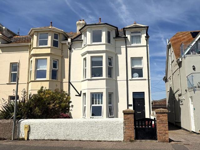 Flat for sale in Seaton, Budlake