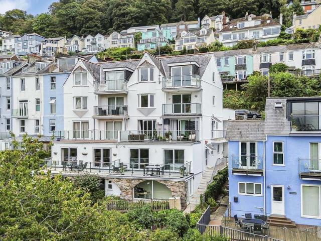 Flat for sale in Strode, Devon