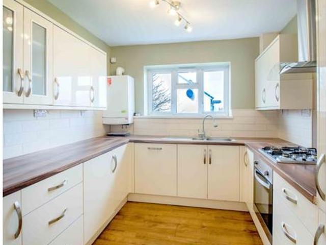 Flat for sale in Slough