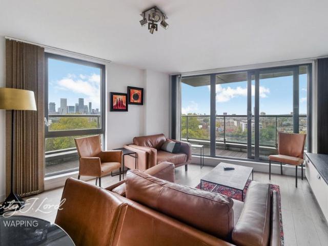 Flat for sale in Ratcliffe, Shadwell