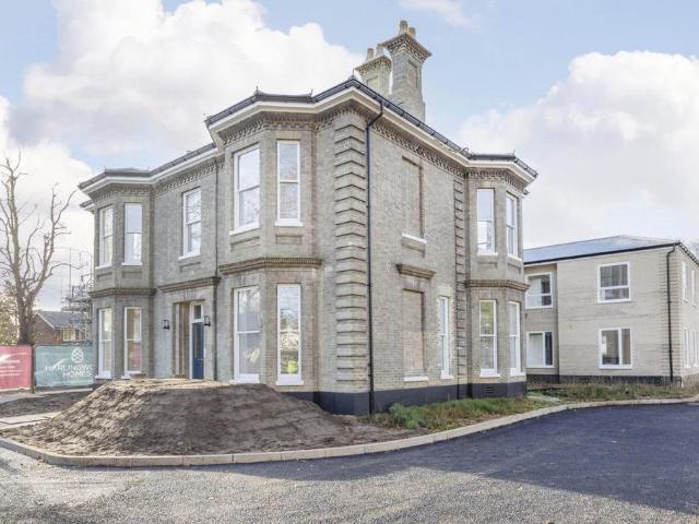 Flat for sale in East Bank, Norfolk