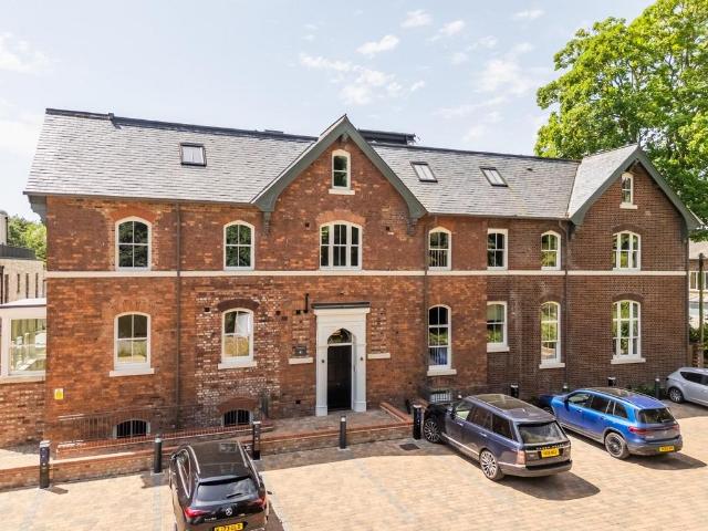 Flat for sale in High Field, York