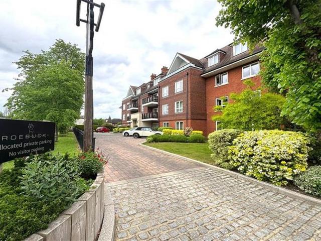 Flat for sale in Epping, Essex