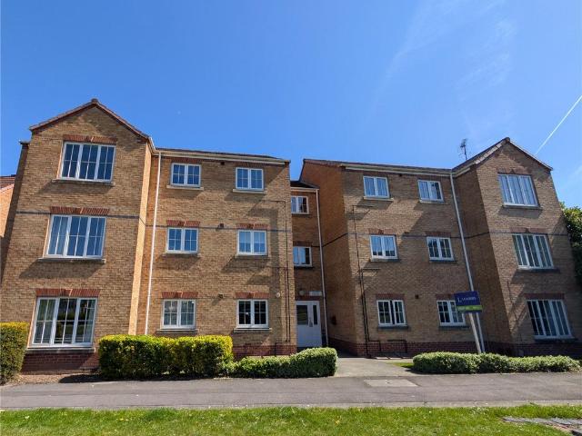 Flat for sale in Berry Hill, Potters Corner