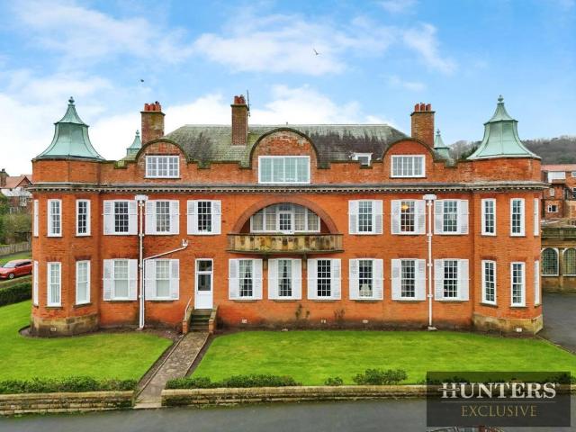 Flat for sale in South Cliff, Kepwick