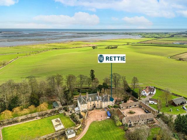 Flat for sale in Leuchars, Scotland