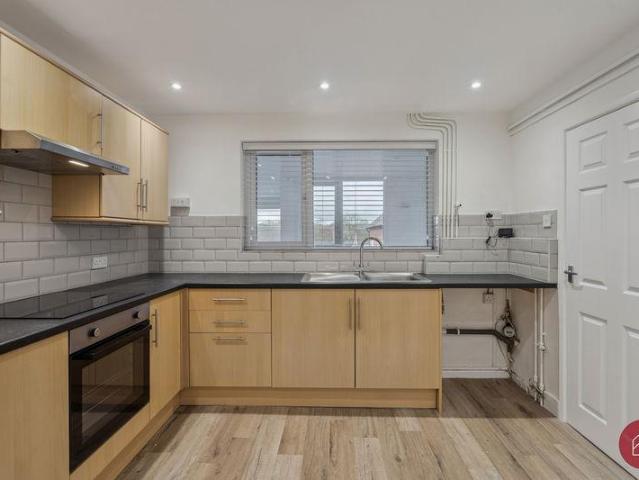 Flat for sale in Evershot, Oxfordshire