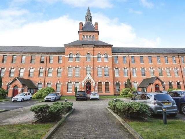 Flat for sale in Gravelly Hill, West Midlands