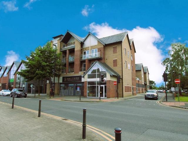 Flat for sale in Trafford Park, Greater Manchester