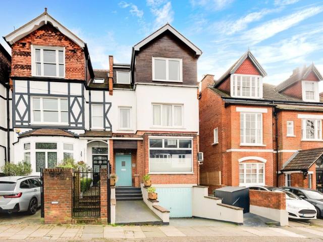 Flat for sale in Golders Green, Isle Of Man