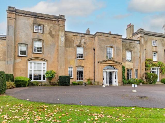 Flat for sale in Epping, Essex