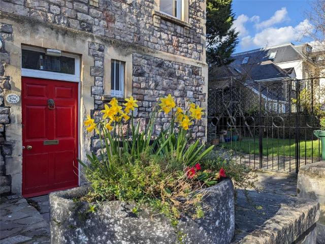Flat for sale in Clifton, Bristol