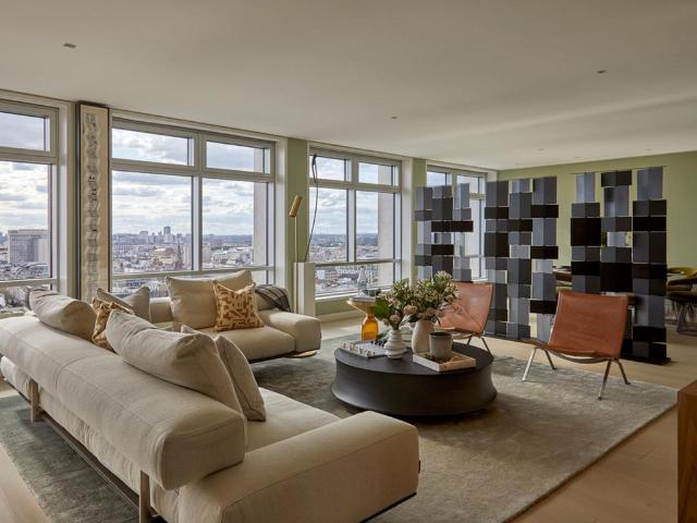 Flat for sale in Saint Giles, Bloomsbury