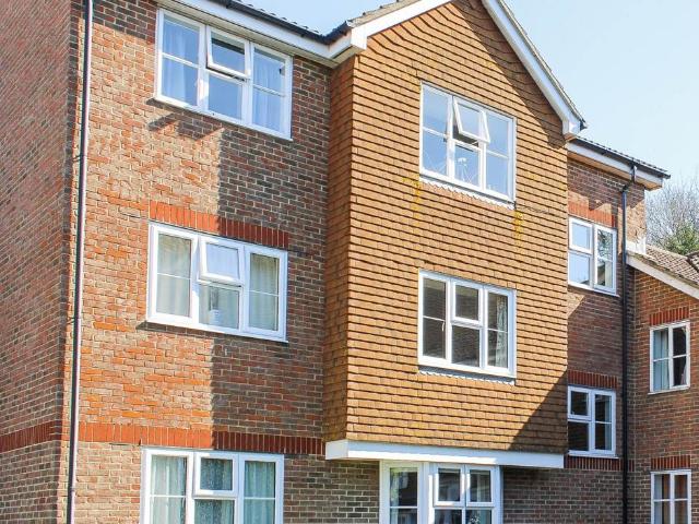 Flat for sale in Lewes, Iford