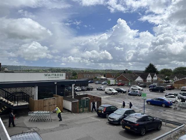 Flat for sale in Allington, Maidstone