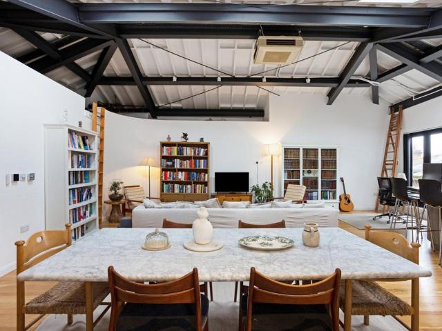 Flat for sale in Spitalfields, Whitechapel