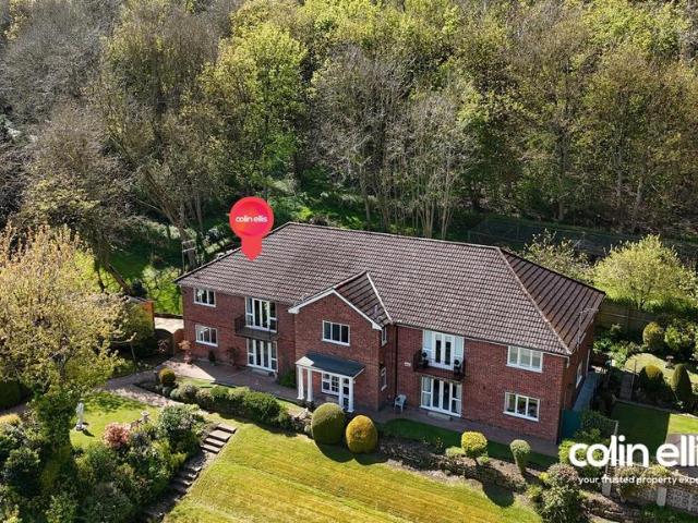 Flat for sale in South Cliff, Kepwick