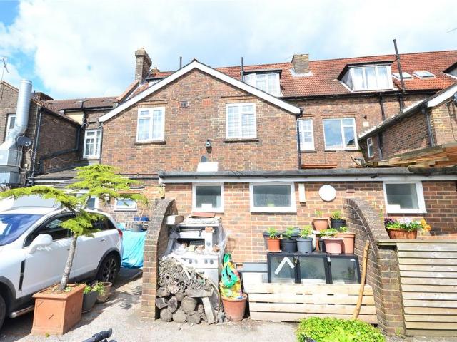 Flat for sale in Blackwell, Perryfields