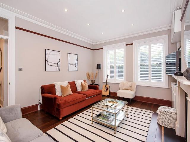 Flat for sale in Kensal Town, Maida Vale
